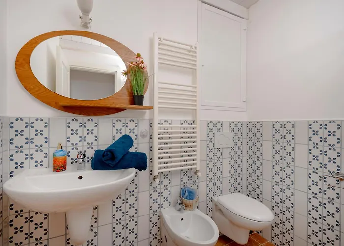 3 Martini فندق مبيت وإفطار 3*